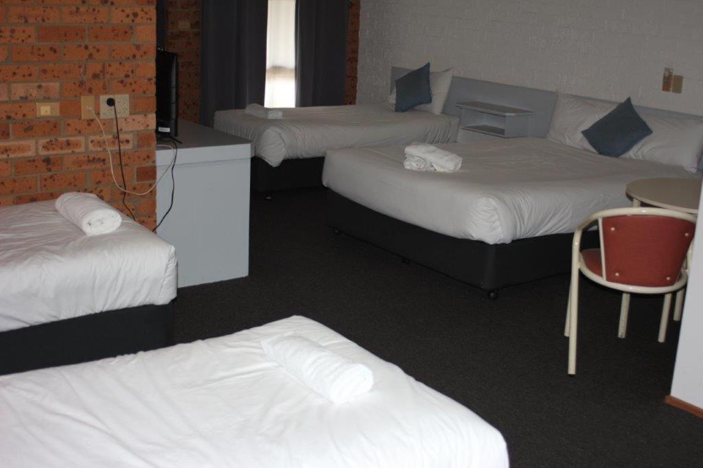 Bega Downs Motor Inn Exteriér fotografie