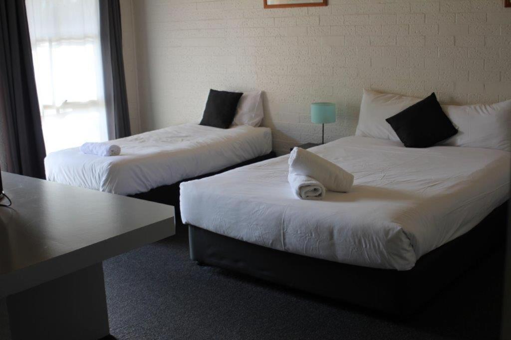 Bega Downs Motor Inn Exteriér fotografie